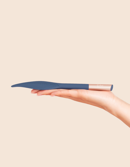 Deia Feather - External Vibrator