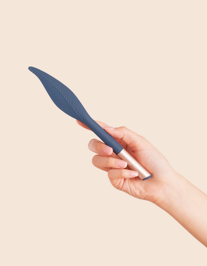 Deia Feather - External Vibrator